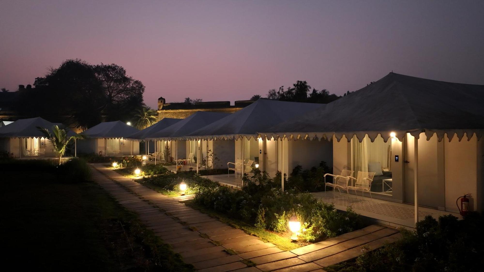 The Fern Seaside Luxurious Tent Resort Даман Екстериор снимка