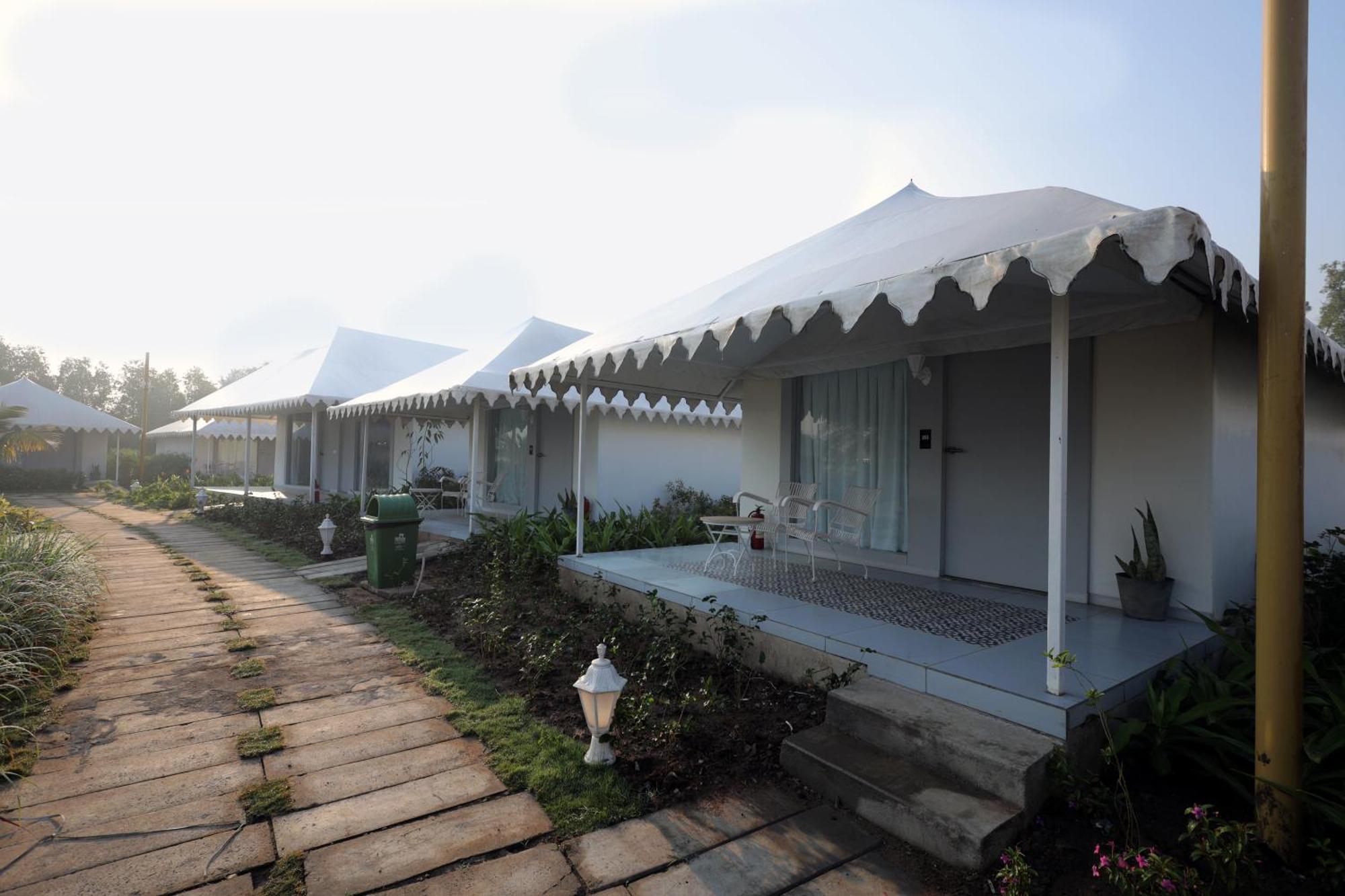 The Fern Seaside Luxurious Tent Resort Даман Екстериор снимка
